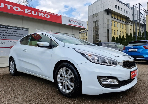 Kia Pro_cee'd cena 37900 przebieg: 159000, rok produkcji 2013 z Golina małe 781